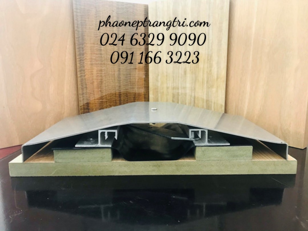 Khe-lun-inox, khe-lun-mai-nha, nep-khe-co-gian, nep-khe-lun